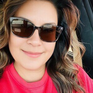 Meet your Posher, Amber